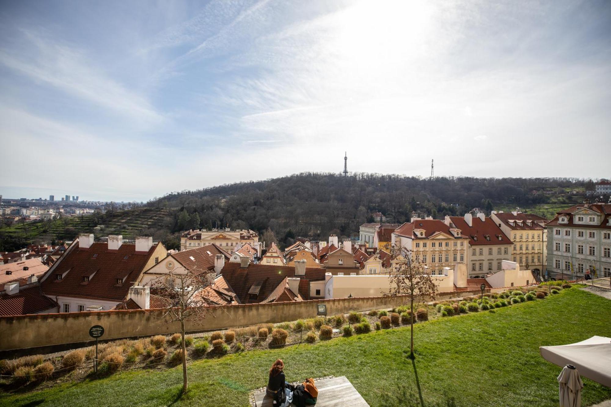 Grace Apartment By Prague Castle Exterior foto